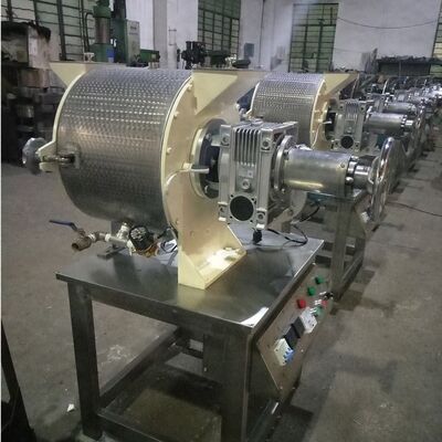 購入 Speed 0-30RPM Chocolate Refining Machine Featuring Temperature Range 0-100C Suitable for Chocolate Production Facilities online manufacture